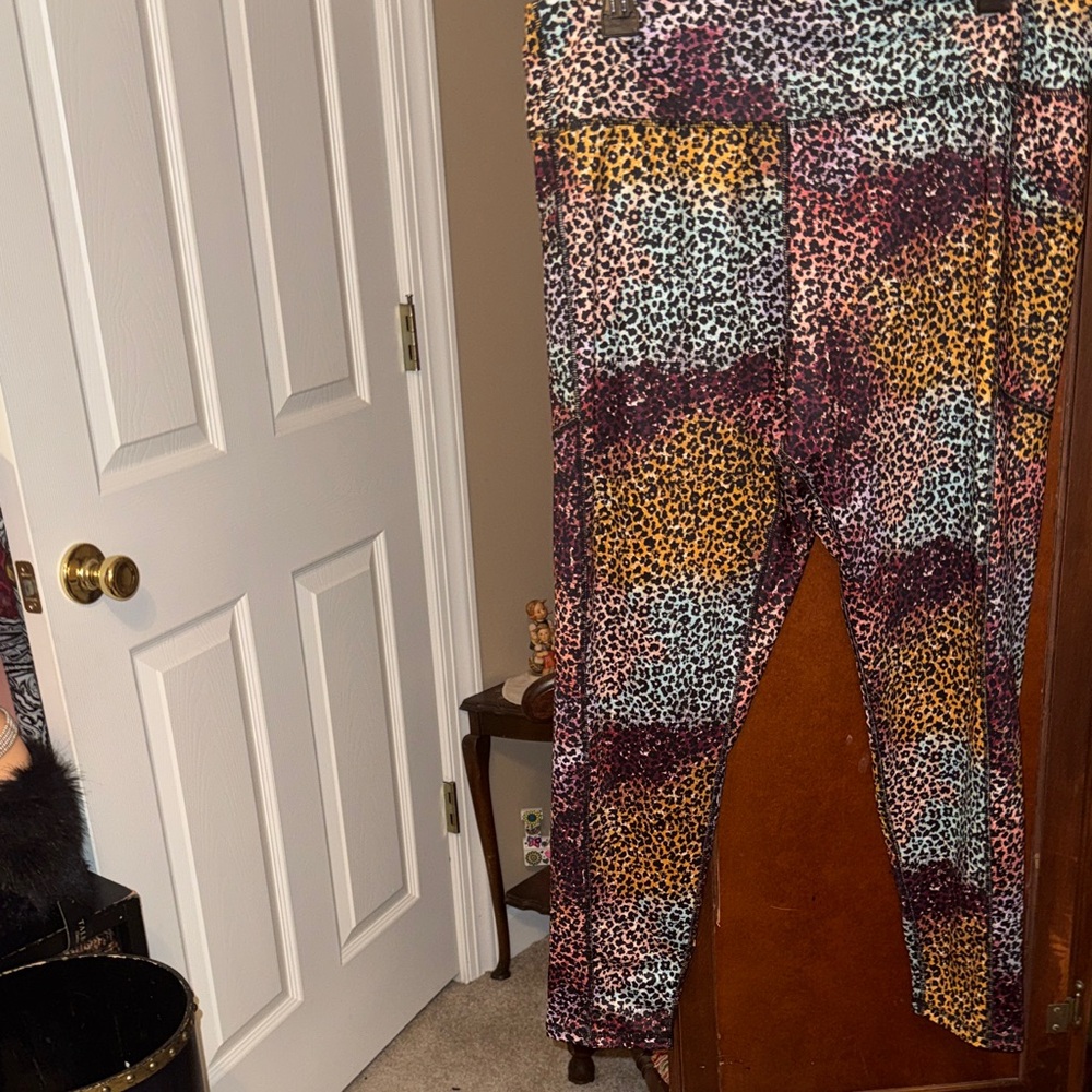 Pro Player Black and Pink Leopard Print leggings 2X